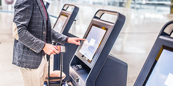 Plusieurs aéroports canadiens accueillent de nouveaux postes NEXUS